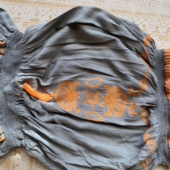 Romper - Picture 1 of 4